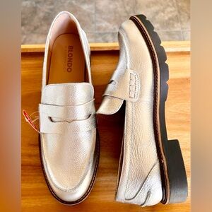 Brand New BLONDO “Penny” Leather Loafer. Waterproof Size 9 1/2 Medium